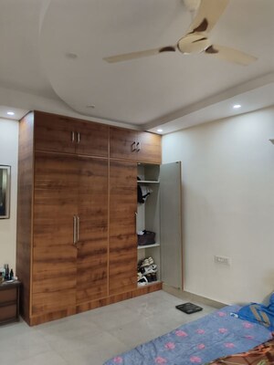 Bathroom in 4 BHK Builder Floor at Espire Towers, Sector 37 – for Rent
