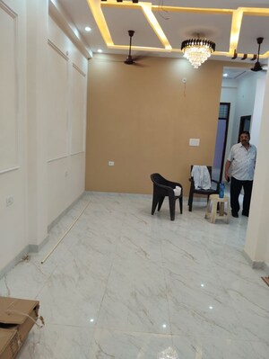 Team Area in 3 BHK Independent House at Ganeshpur Rahmanpur – for Sale