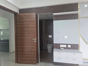 Room in 3.5 BHK Apartment at ACE Parkway, Sector 150 – for Rent