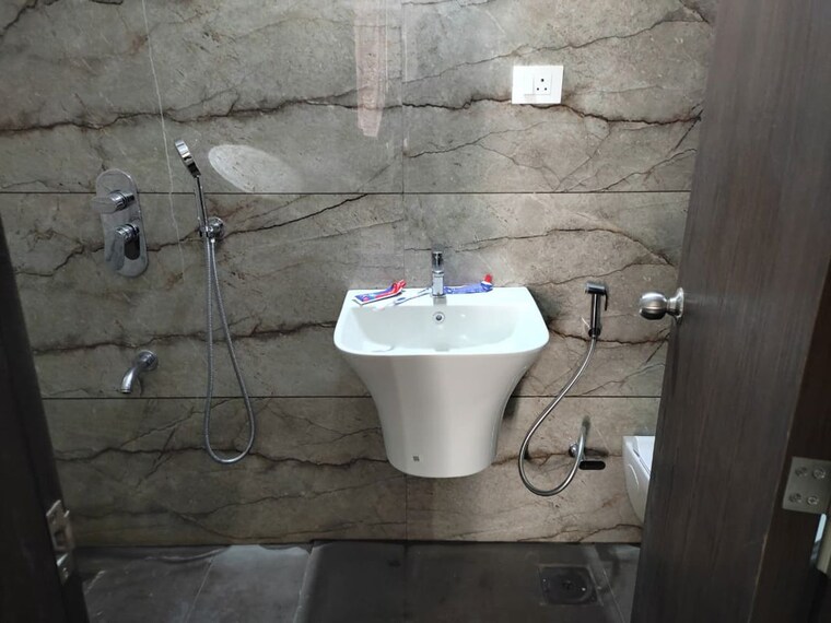 Bathroom, kamgar putala vasahat 2 Bedroom 1200 Sq.Ft. Apartment In Kamgar Putala Vasahat Pune 10353714