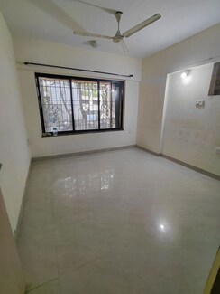 2 BHK Apartment For Rent in K Raheja Vihar