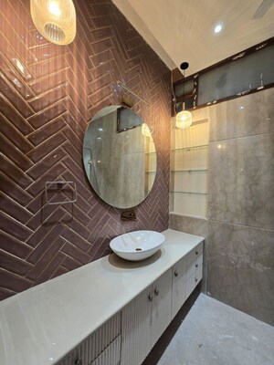 Bathroom in 6 BHK Independent House at Sector 70 – for Sale