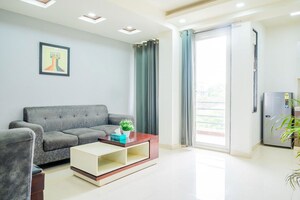 Living Room in 1 BHK Builder Floor at Sector 39 – for Rent
