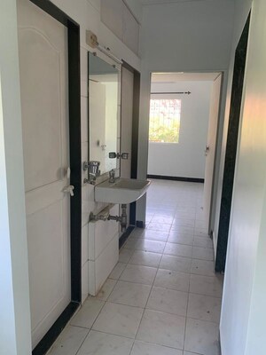 Bathroom in 1 BHK Apartment at Sankalp Nnp, Goregaon East – for Rent