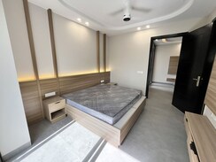 1 BHK + Extra Room Builder Floor For Rent in Sushant Lok I
