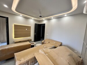 Furnished Amenities in 1 BHK Builder Floor at Sushant Lok I – for Rent