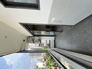 Balcony in 1 BHK Builder Floor at Sushant Lok I – for Rent