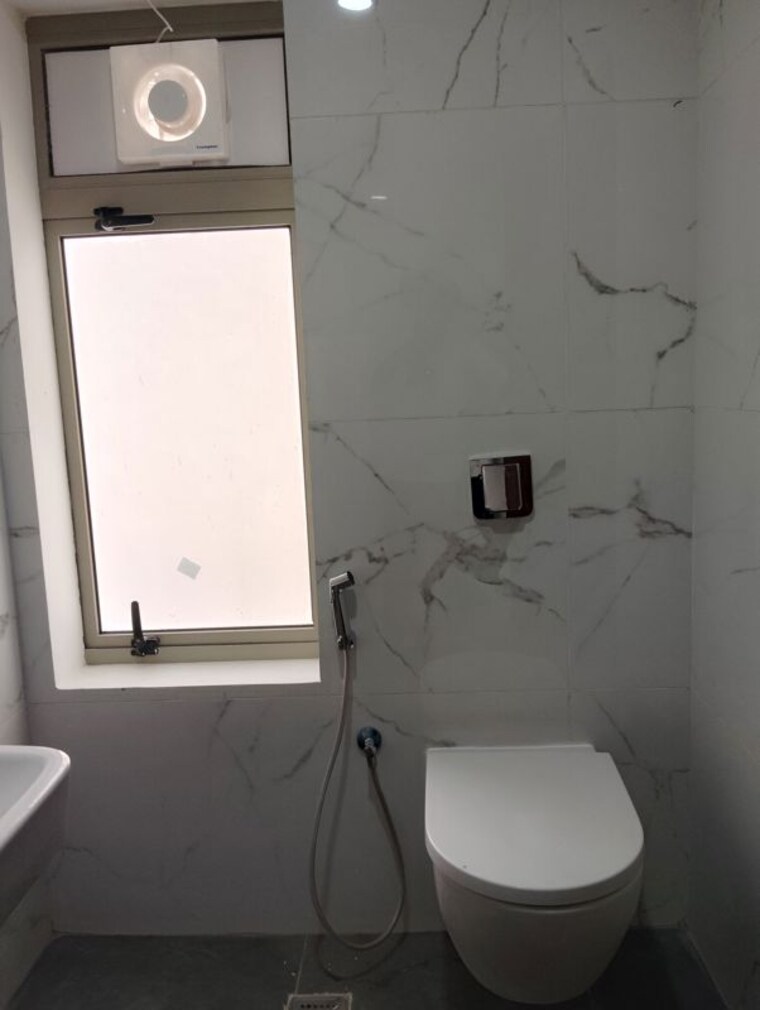 Bathroom, hallmark-treasor 3 Bedroom 1765 Sq.Ft. Apartment In Narsingi Hyderabad 10353821