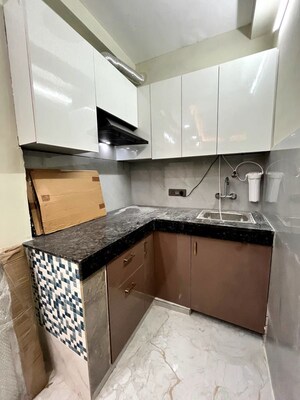 Team Area in 1 BHK Builder Floor at Sushant Lok I – for Rent