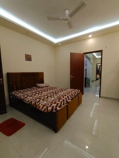 2 BHK + Study Room Builder Floor For Rent in Sushant Lok I