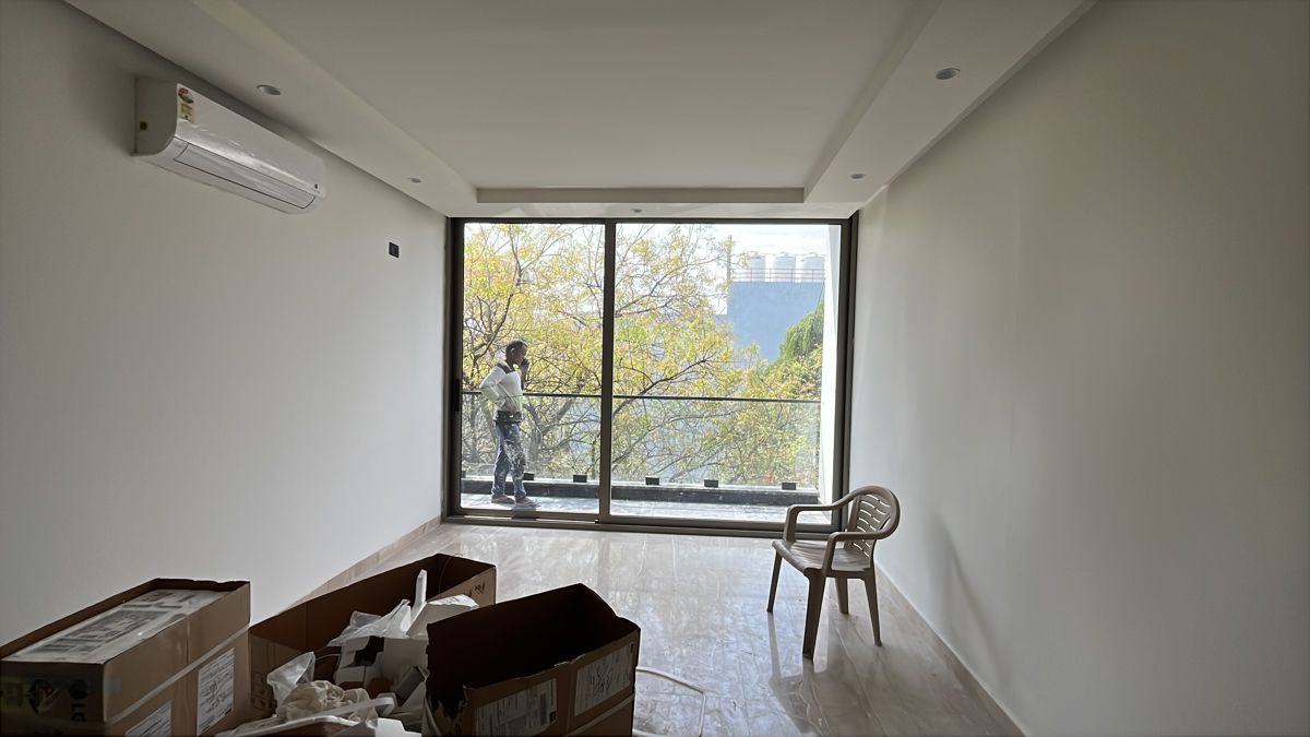 4 BHK + Servant Room Builder Floor For Rent in Sushant Lok I