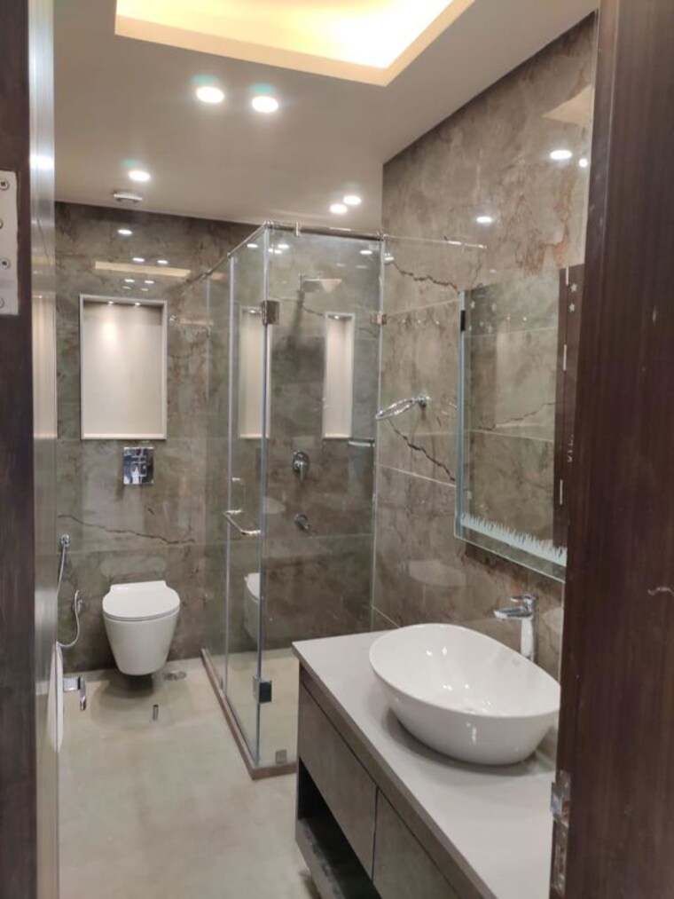 Bathroom, sushant lok i 3 Bedroom 1657 Sq.Ft. Builder Floor In Sushant Lok I Gurgaon 10318161
