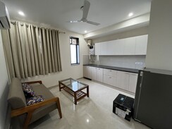 1 BHK Builder Floor For Rent in Sector 42
