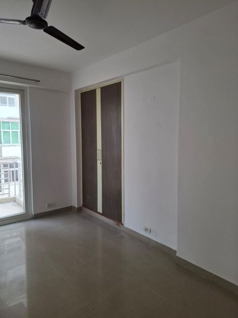 Room, tulip-petals 3 Bedroom 1550 Sq.Ft. Apartment In Sector 89 Gurgaon 10353800