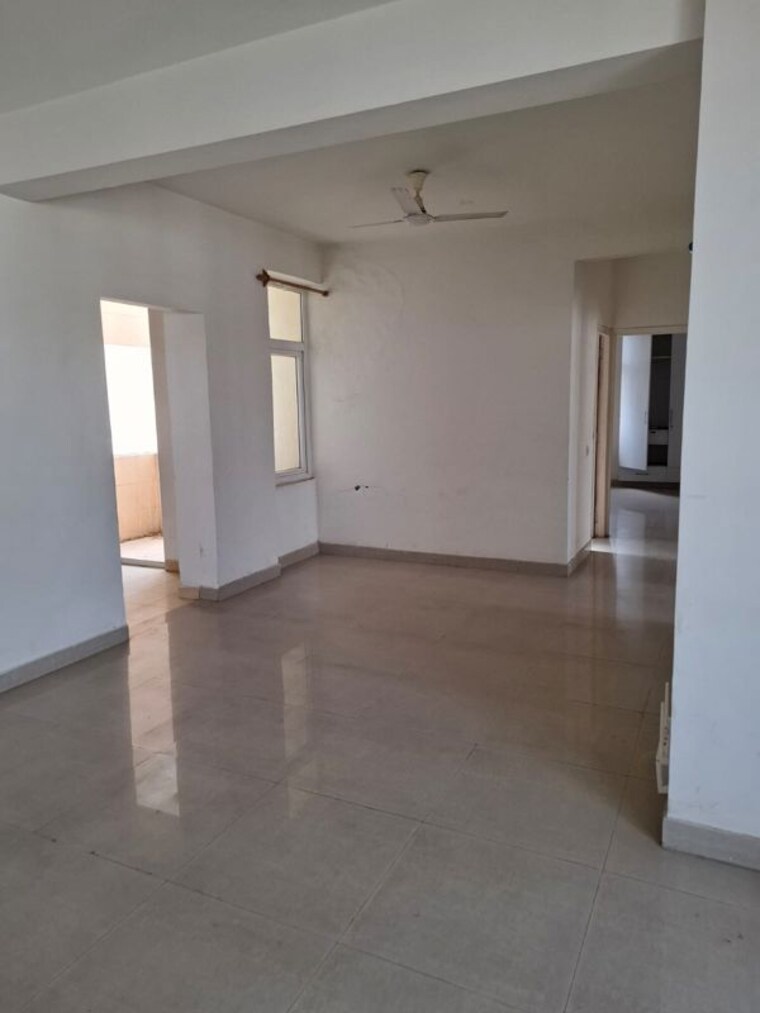 Living Room, tulip-petals 3 Bedroom 1550 Sq.Ft. Apartment In Sector 89 Gurgaon 10353800
