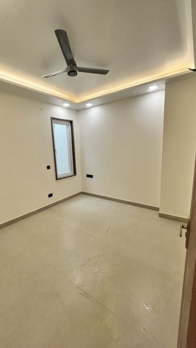 Room, sector 43 3 Bedroom 1875 Sq.Ft. Builder Floor In Sector 43 Gurgaon 10206398