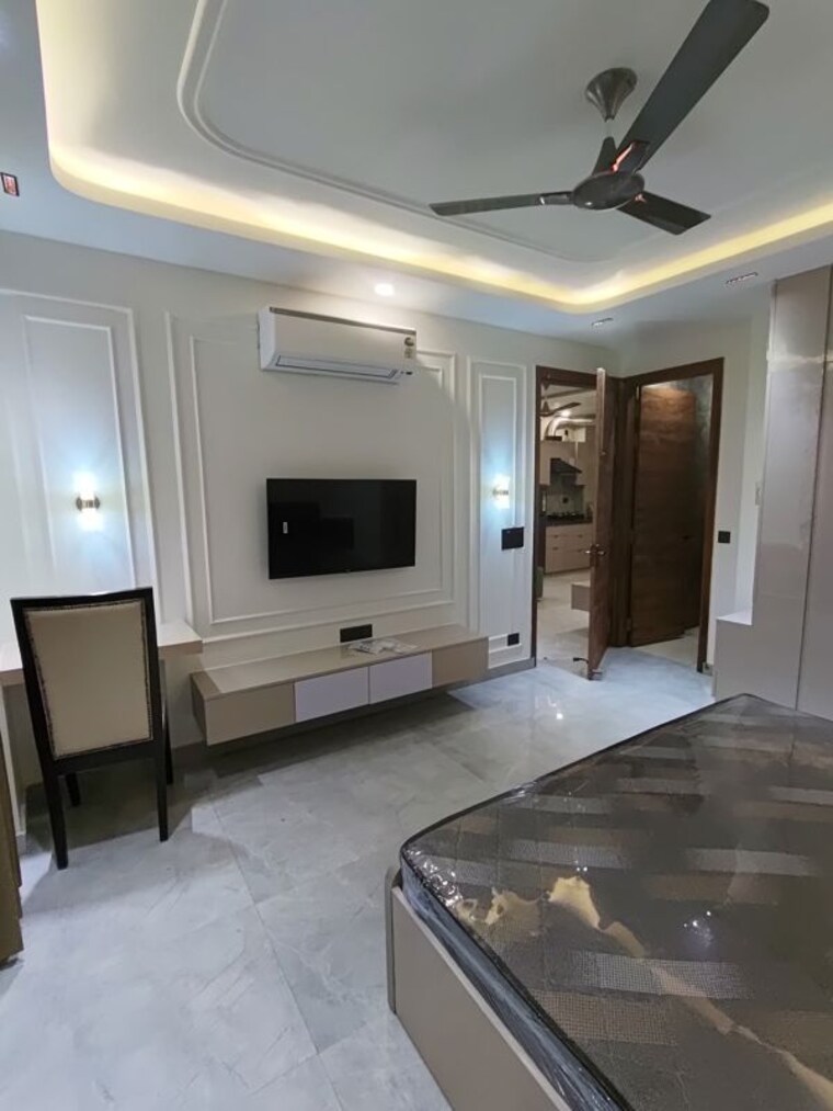  Parking, sector 43 2 Bedroom 1245 Sq.Ft. Builder Floor In Sector 43 Gurgaon 10149693