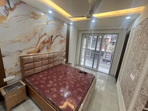 Bedroom in 1 BHK Builder Floor at Sushant Lok I – for Rent