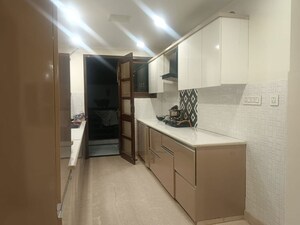 Kitchen in 3 BHK Builder Floor at Sector 46 – for Rent