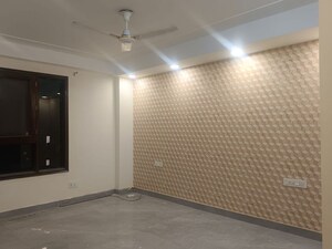 Room in 3 BHK Builder Floor at Sector 46 – for Rent