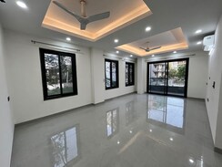 3 BHK + Extra Room Builder Floor For Rent in Sector 43