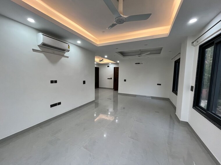 Room, sector 43 3 Bedroom 2740 Sq.Ft. Builder Floor In Sector 43 Gurgaon 10132362