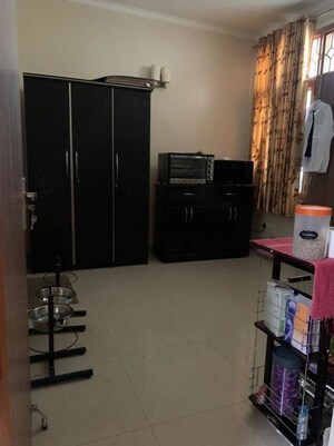 Living Room in 3 BHK Builder Floor at Tanvi villa, Sector 45 – for Sale