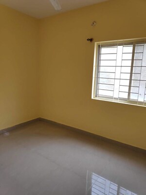 Room in 3 BHK Builder Floor at Akshya Nagar – for Rent