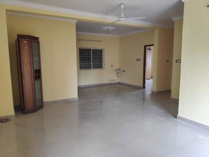 Room in 3 BHK Builder Floor at Akshya Nagar – for Rent