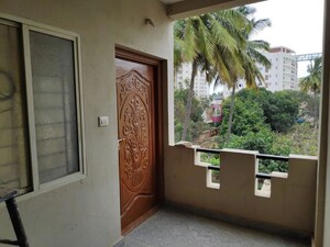 Furnished Amenities in 3 BHK Builder Floor at Akshya Nagar – for Rent