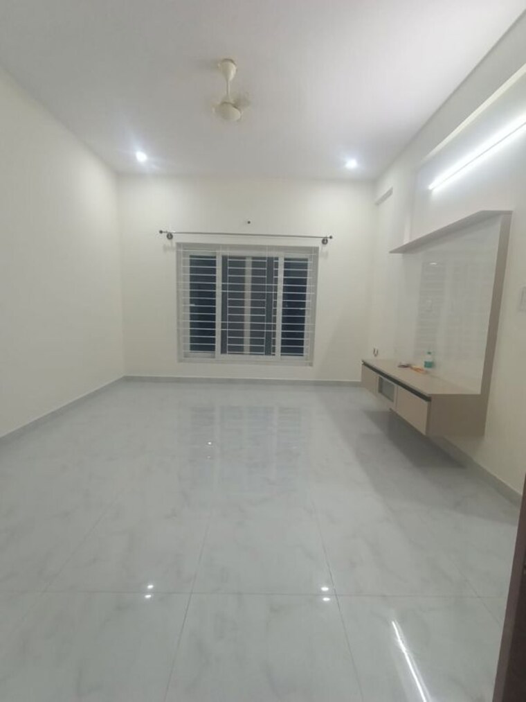 Room, nri layout 2 Bedroom 1200 Sq.Ft. Builder Floor In Nri Layout Bangalore 10353914