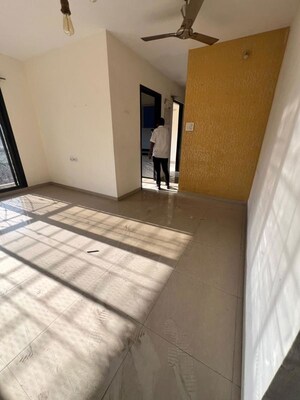Room in 3 BHK Apartment at Hyde Park CHS, Kharghar – for Sale