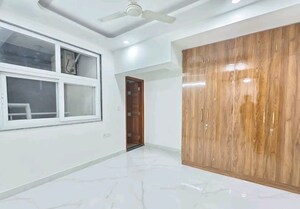 Room in 2 BHK Apartment at Chattarpur – for Rent