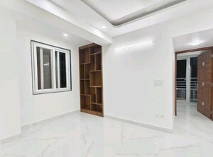 Room in 2 BHK Apartment at Chattarpur – for Rent