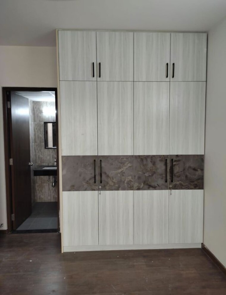 Bathroom, shapoorji-pallonji-joyville-gurgaon 2 Bedroom 1368 Sq.Ft. Apartment In Sector 102 Gurgaon 10353940