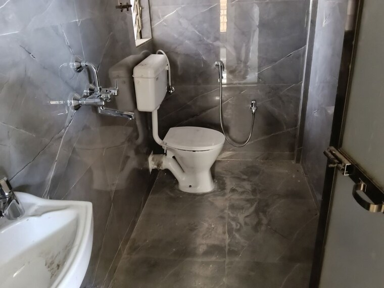 Bathroom, vasudev-sky-high 1 Bedroom 413 Sq.Ft. Apartment In Mira Road Thane 10353949