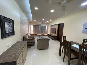 Team Area in 3 BHK Apartment at Versova – for Rent