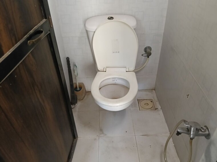 Bathroom, unique-garden 1 Bedroom 695 Sq.Ft. Apartment In Mira Road East Thane 10353974