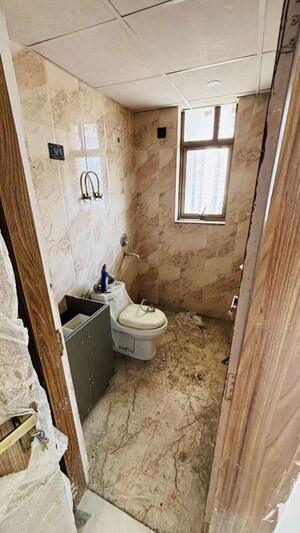 Bathroom in 3 BHK Apartment at Imperia Esfera, Sector 37c – for Rent