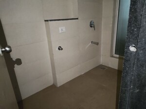 Room in 1 BHK Apartment at Indiabulls Greens, New Panvel – for Sale