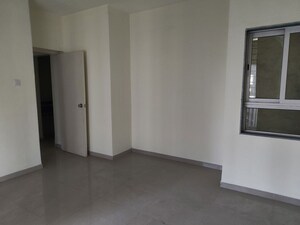 Room in 1 BHK Apartment at Indiabulls Greens, New Panvel – for Sale