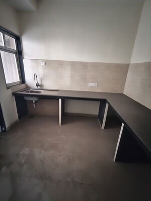 Kitchen in 1 BHK Apartment at Indiabulls Greens, New Panvel – for Sale