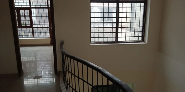 Balcony, sector 135 4 Bedroom 180 Sq.Mt. Independent House In Sector 135 Noida 10354002