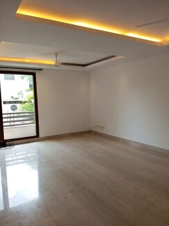 3 BHK + Servant Room Builder Floor For Sale in Safdarjung Enclave