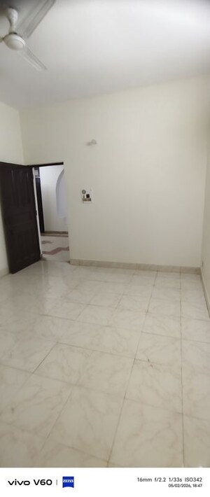 Room in 2 BHK Independent House at Sector 39 – for Rent