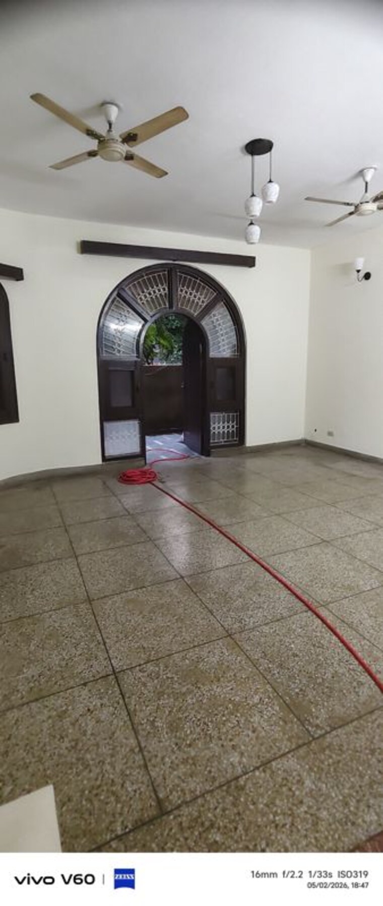  Parking, sector 39 2 Bedroom 200 Sq.Mt. Independent House In Sector 39 Noida 10354011