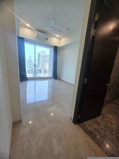 3 BHK + Servant Room,Study Room Apartment For Rent in Raheja Imperia