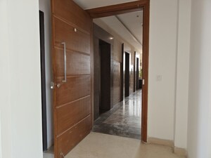 Room in 3 BHK Apartment at Puri Diplomatic Greens Phase I, Sector 111 – for Rent