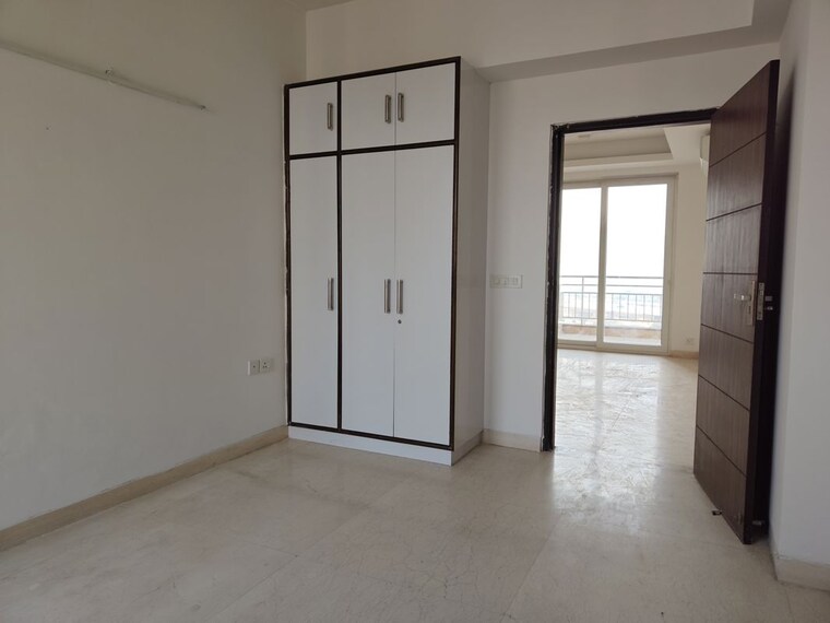 Room, puri-diplomatic-greens-phase-i 3 Bedroom 2200 Sq.Ft. Apartment In Sector 111 Gurgaon 10354043
