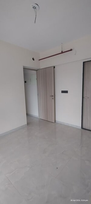2 BHK Apartment For Rent in Paradigm Antalya, Oshiwara
